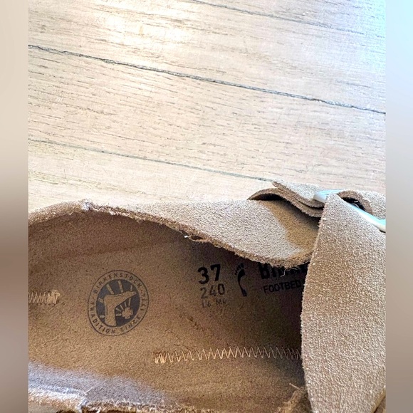 Birkenstock Tan Moccasins / Mules with Buckle - Picture 3 of 4